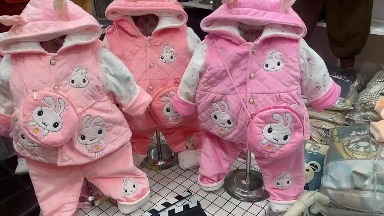 3 Piece Fur Fleece Suit for Kids – Hooded Set (2 Years)